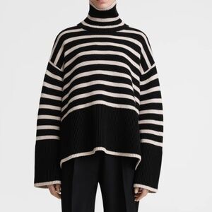 Toteme signature striped turtleneck black